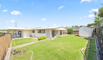 1469 Humuula St, Kailua, HI 96734