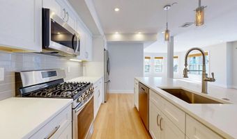 15 W Bellflower St 2, Boston, MA 02125