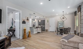 250 W QUEEN CREEK Rd 145, Chandler, AZ 85248