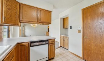 640 S Daisy Ln, Andover, KS 67002
