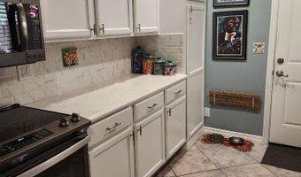 632 RED OAK Cir 104, Altamonte Springs, FL 32701