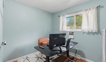 1061 Western Dr, Ann Arbor, MI 48103