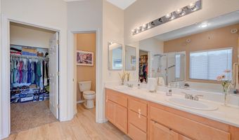 10255 Songsparrow Ct, Las Vegas, NV 89135