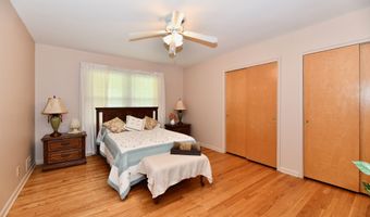 1910 Ivy Dr, Anderson, IN 46011