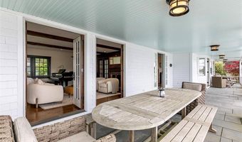 81 Mathewson Rd, Barrington, RI 02806