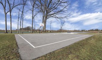 11 Walnut Mill Way 11, Ashville, OH 43103