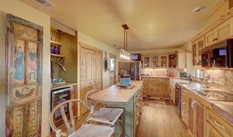 237 Sendero Horse Thief, Alpine, TX 79830