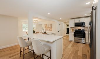 9 Northfield Rd, Amherst, NH 03031