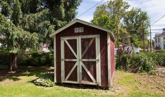 162 Monroe St, Alderson, WV 24910