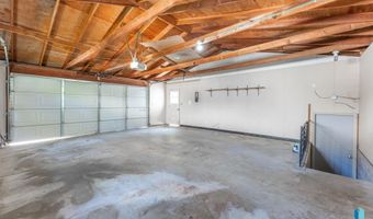 409 S 8th Ave, Brandon, SD 57005