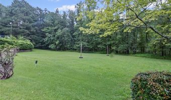 4163 Glen Meadow Dr, Peachtree Corners, GA 30092