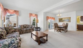 84 CHAIN Blvd, Bayville, NJ 08721