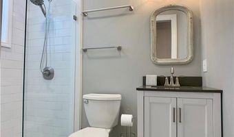 18 Sylvan St, Newport, RI 02840