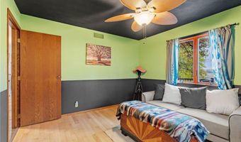 74500 240th St, Albert Lea, MN 56007