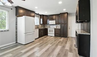 2721 Rose Dr, Arnold, MO 63010