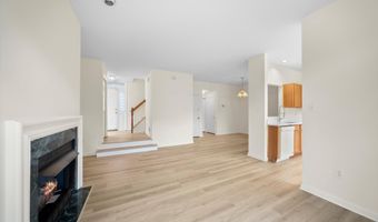 44226 MOSSY BROOK Sq, Ashburn, VA 20147