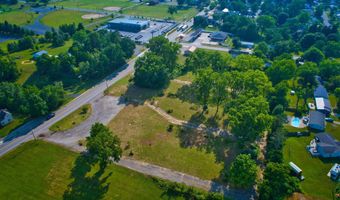 941 E Maumee St, Angola, IN 46703