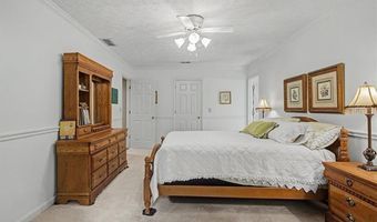 4802 Thornwood Dr, Acworth, GA 30102