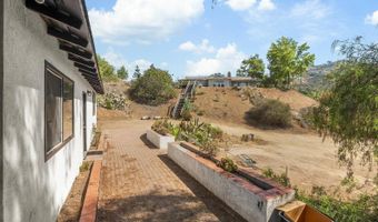 9484-86 La Cuesta Dr, La Mesa, CA 91941