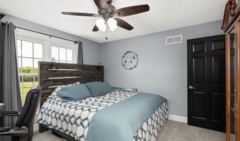 10700 SE Crabapple Rd, Agency, MO 64401