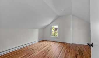 131 Broadway 4, Newport, RI 02840