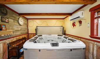 7424 Dulce Rd, Carlsbad, NM 88220