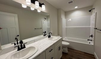 1503 Highlander Ln, Aurora, NE 68818
