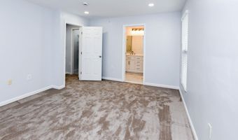 5016 IVORY WALTERS Ln SE, Washington, DC 20019