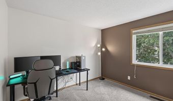 15516 Float Ln 137, Apple Valley, MN 55124