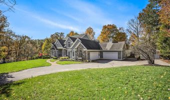 7540 Alaska Rdg SE, Alto, MI 49302