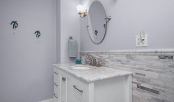 555 Dawson Creek Dr, Arapahoe, NC 28510