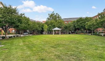 322 N GEORGE MASON Dr, Arlington, VA 22203