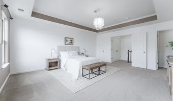 42175 CANARY GRASS Sq, Aldie, VA 20105