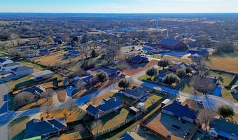 107 Ashley St, Alvord, TX 76225