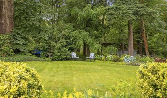 13063 BROOKSIDE Dr, Aurora, OR 97002