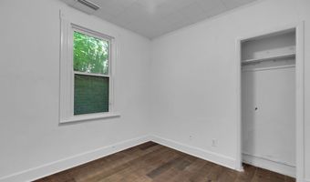 84-86 Dewey St, Bridgeport, CT 06605