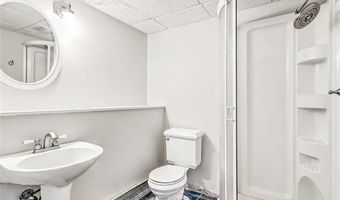 5 Tiffany Dr, Cumberland, RI 02864