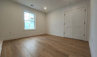 635 E Bay Ave, Barnegat, NJ 08005