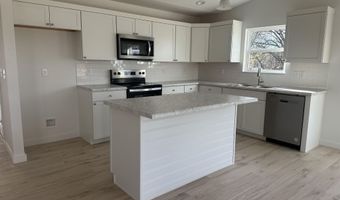 8110 5th St, Boiling Springs, SC 29316