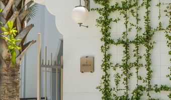 27 Admiralty Row 305, Alys Beach, FL 32461