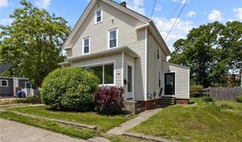 62 Fenner Ave, East Providence, RI 02915