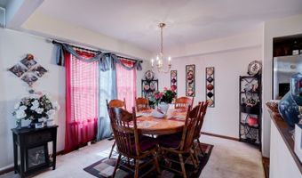 667 Tamarac Blvd, Addison, IL 60101