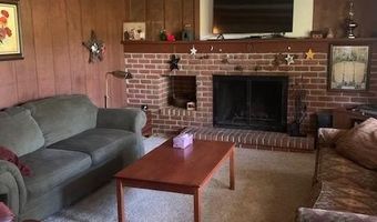 1694 CEDAR TOP Rd, Reading, PA 19607