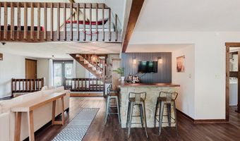 8414 Gallant Fox Dr, Indianapolis, IN 46217