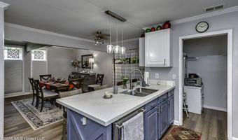 106 Glen Cove Rd, Brandon, MS 39047