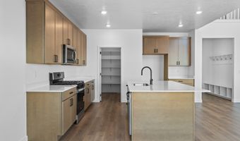 571 S Cedar Creek Dr #127, Cedar City, UT 84720
