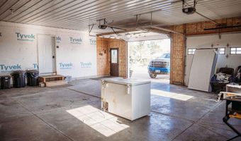 38404 142nd St, Aberdeen, SD 57401