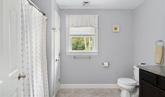 219 Fenner Hill Rd, Hopkinton, RI 02832