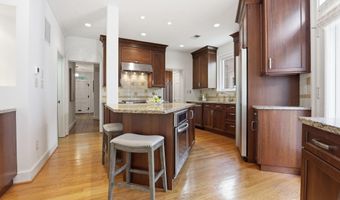 5109 WORTHINGTON Dr, Bethesda, MD 20816