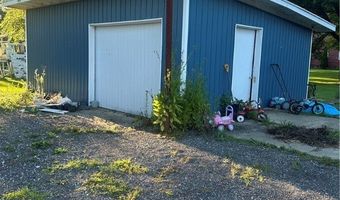 284 S Main St, Andover, OH 44003